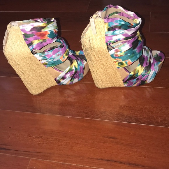 Hot & Rare Find! “Senso Diffusion” Platforms - Picture 5 of 5